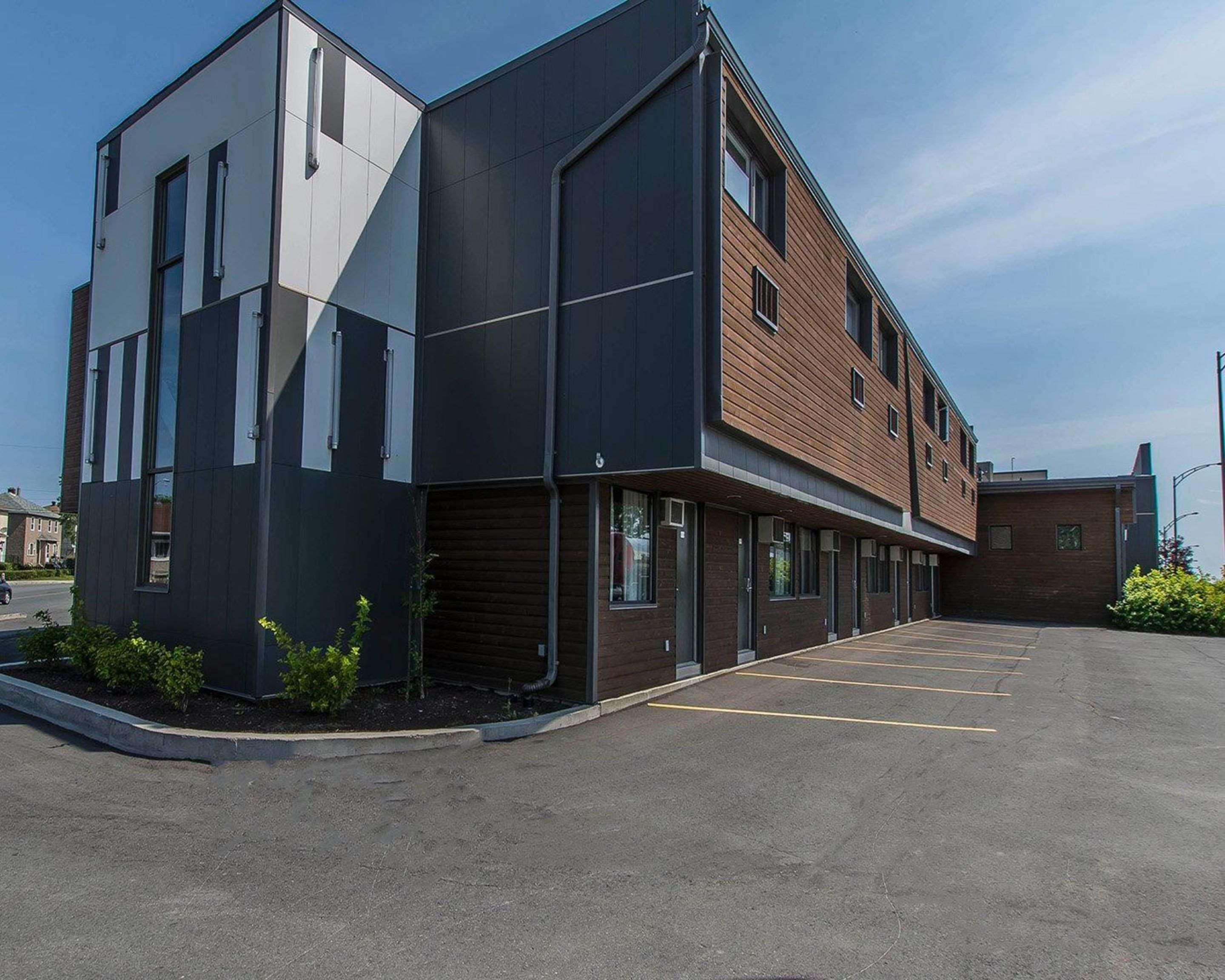 Quality Inn Rouyn-Noranda Екстериор снимка