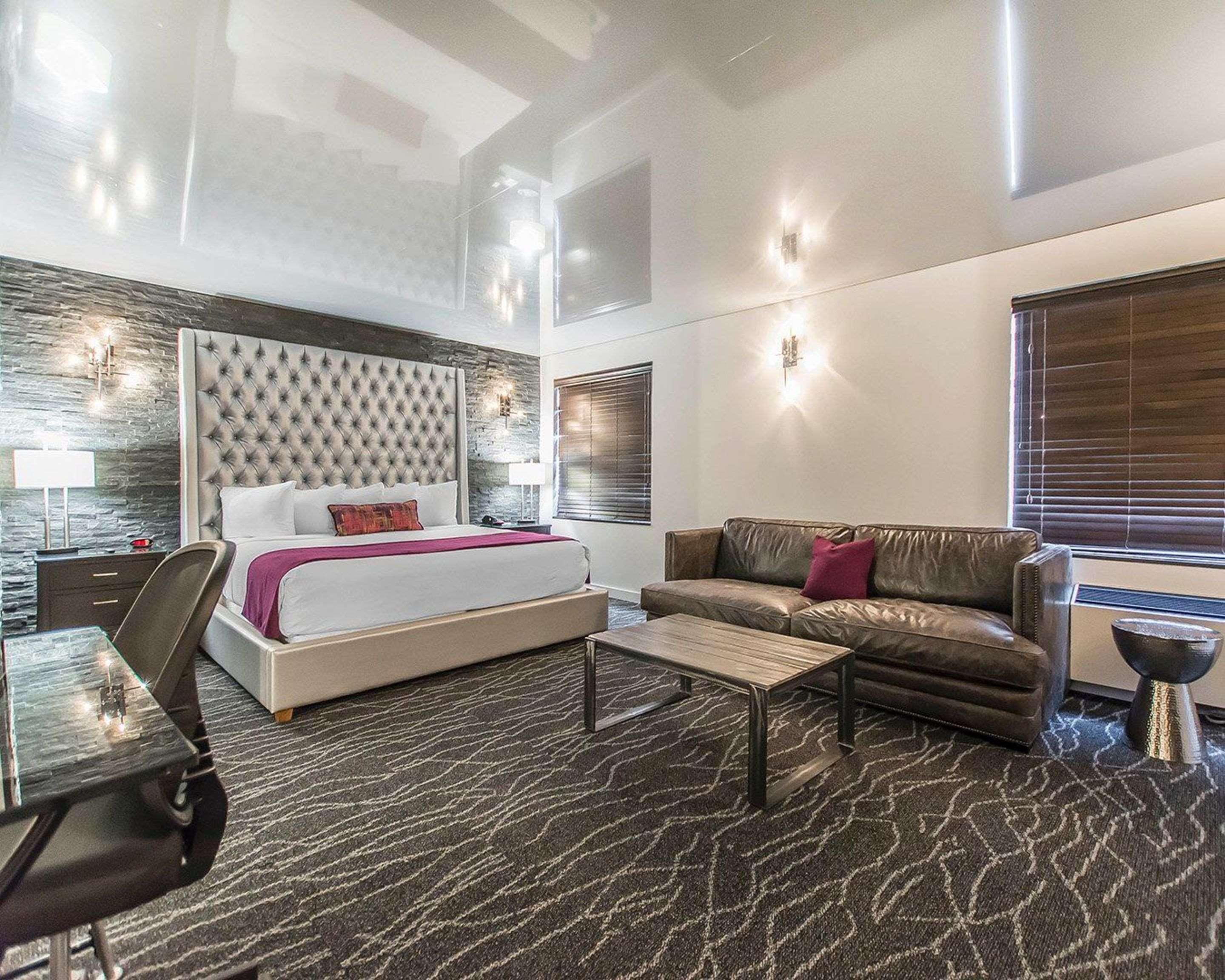 Quality Inn Rouyn-Noranda Екстериор снимка