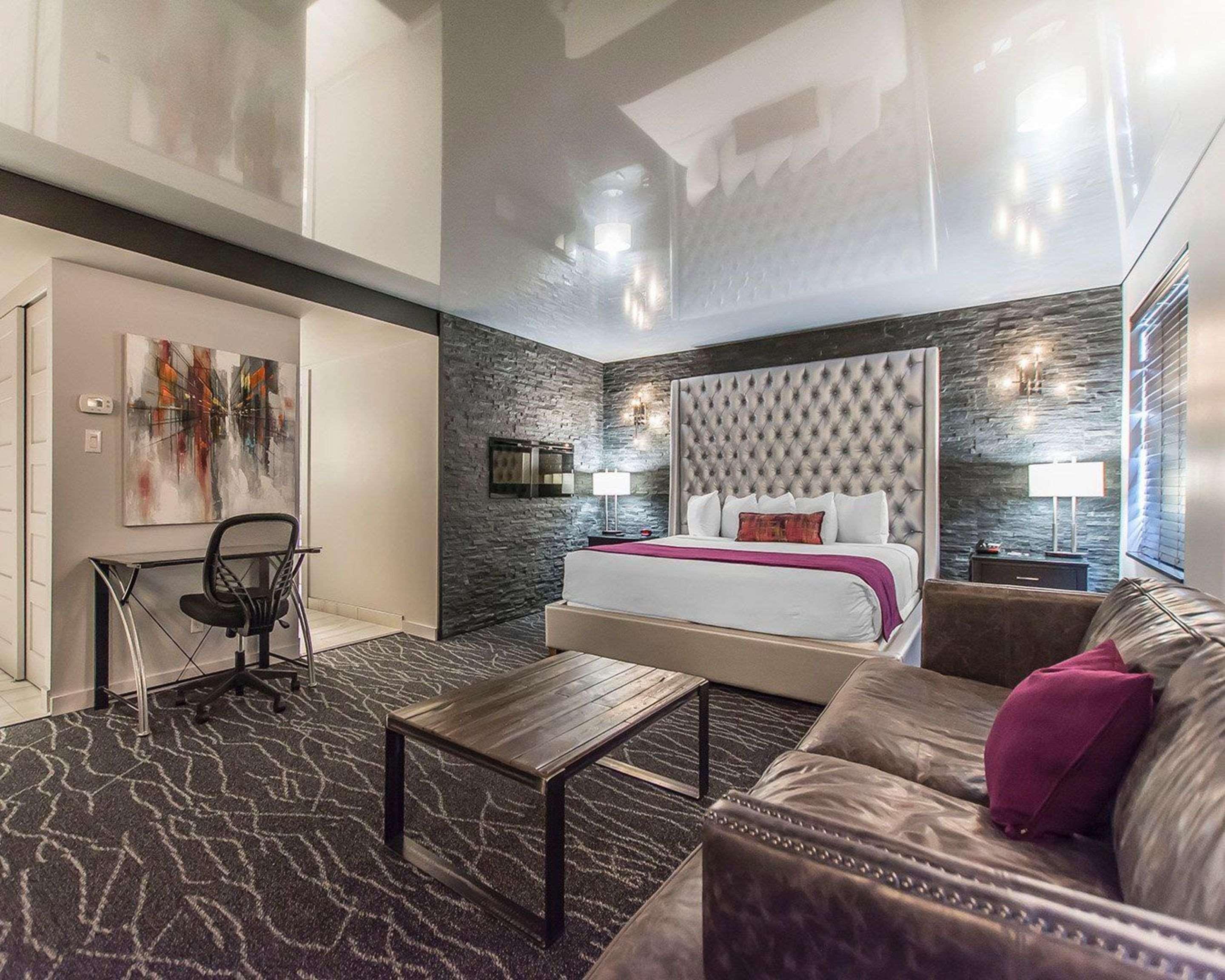 Quality Inn Rouyn-Noranda Екстериор снимка