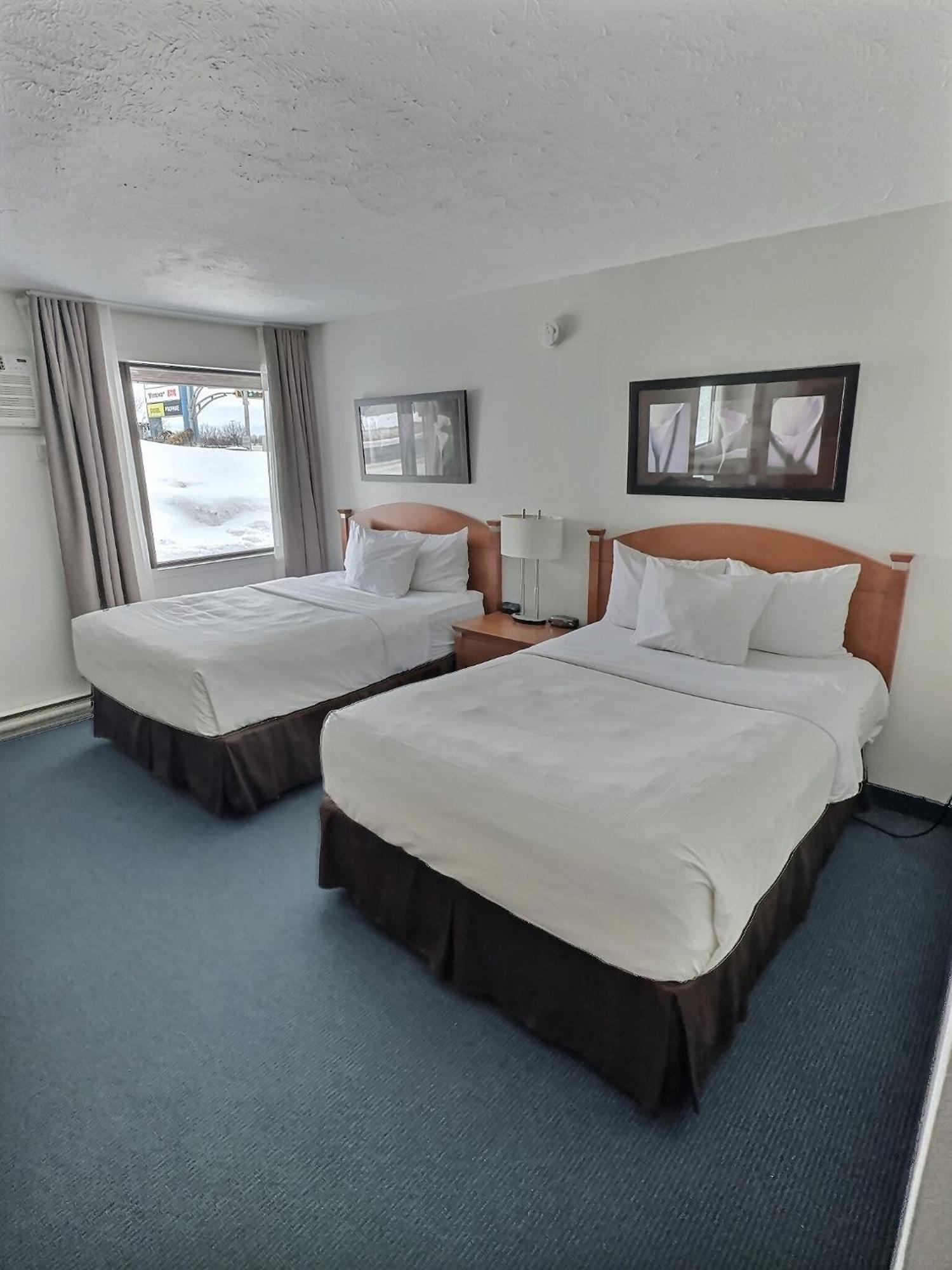 Quality Inn Rouyn-Noranda Екстериор снимка